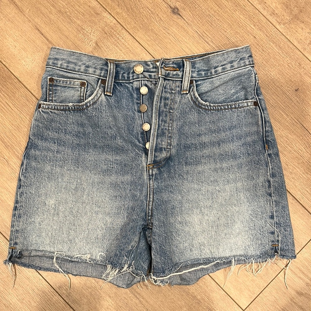 Denim forum yoko mid thigh short 25